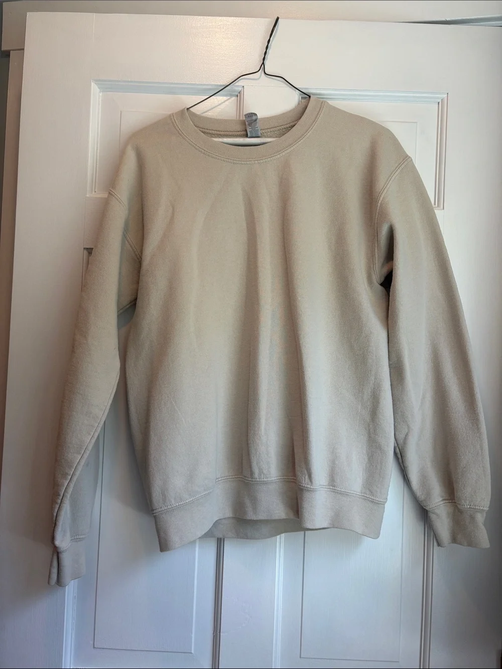 Women’s Crewneck Sweatshirt - Beige